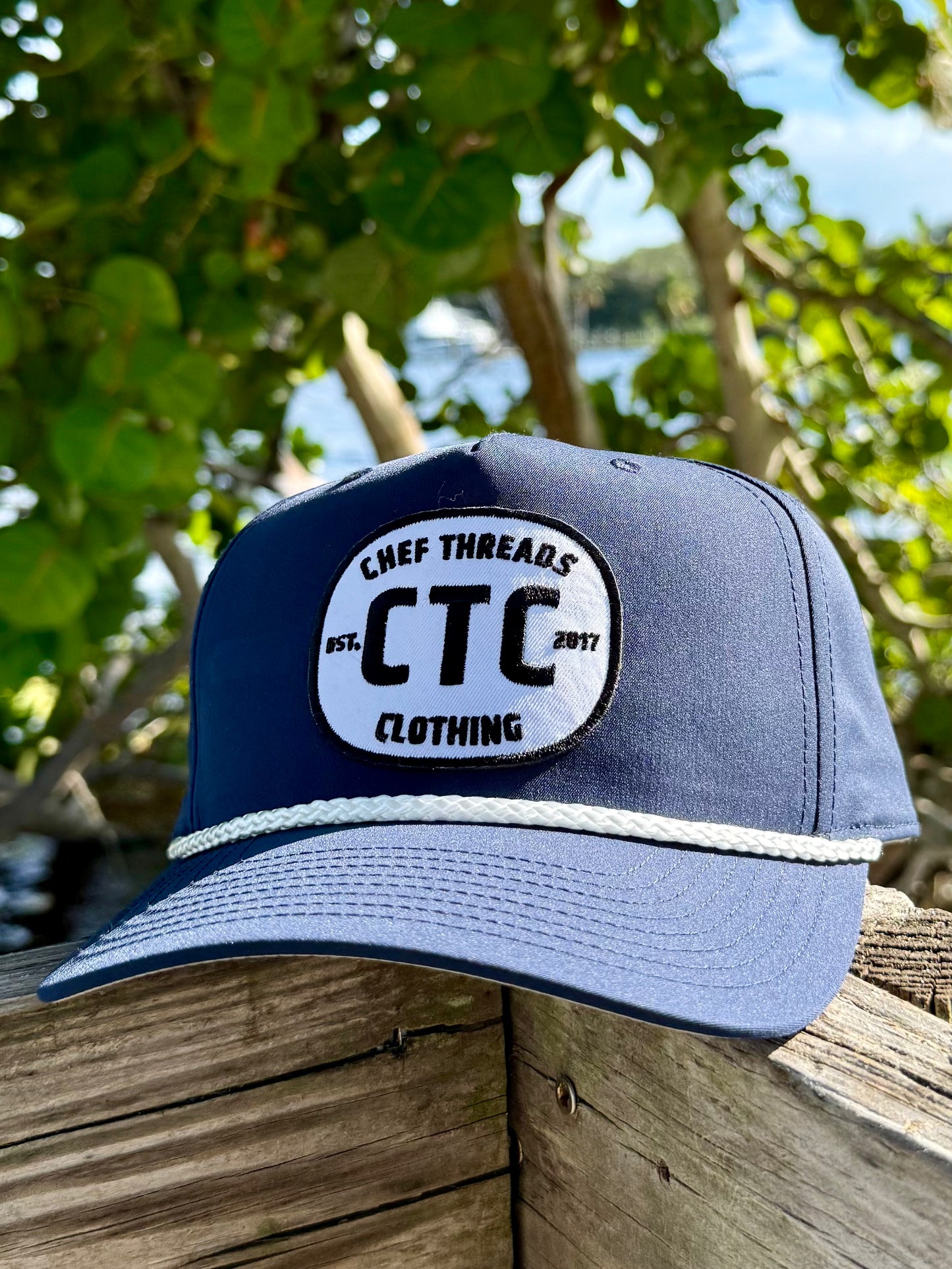 Classic Rope Trucker Hat (Navy / White)